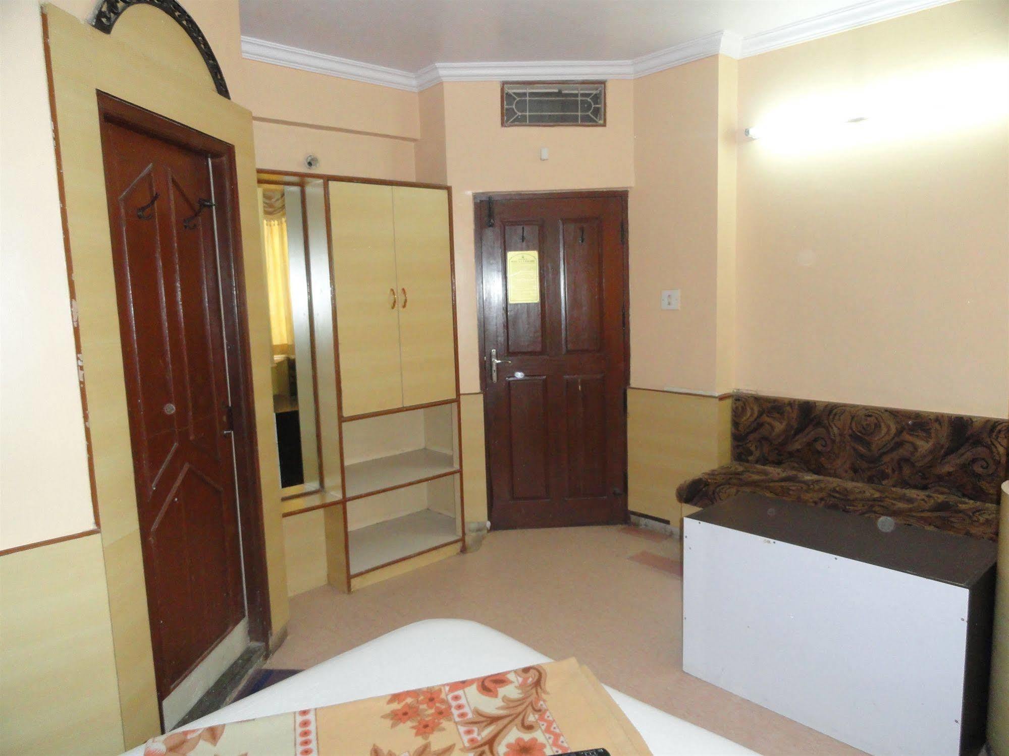 Hotel T.A.P. Paradise Bengaluru Kültér fotó